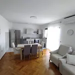 Apartament House Silva Podstrana