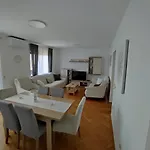 House Silva Apartament
